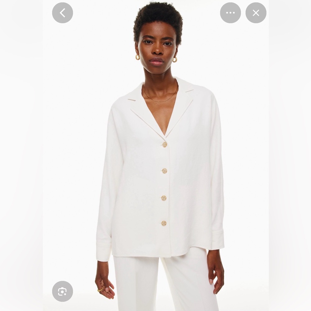 Aritzia Freeform Shirt - Size S - Light Birch - like new